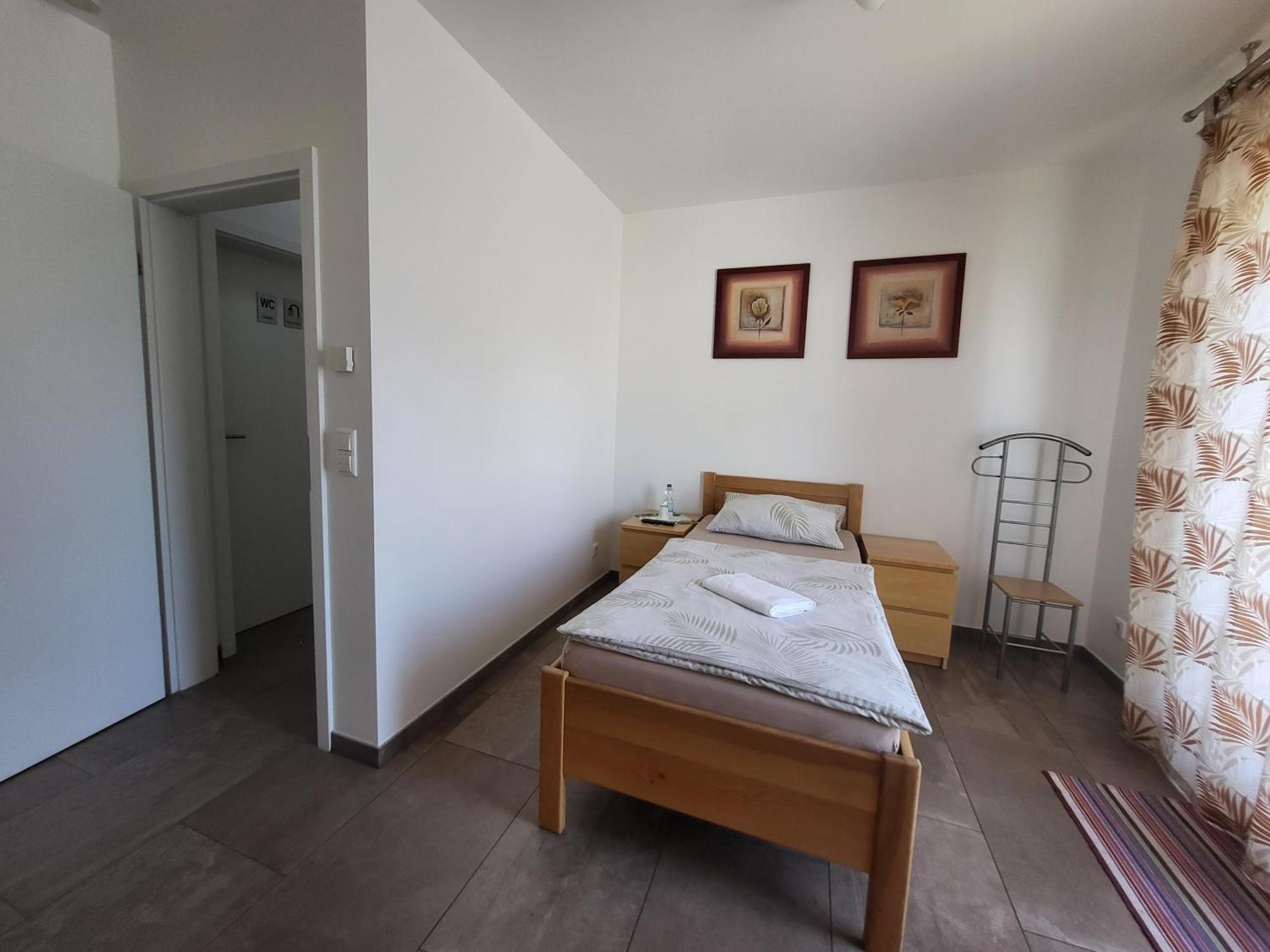 Seelze-Letter Monteurzimmer / Apartment / Messezimmer Rum bild